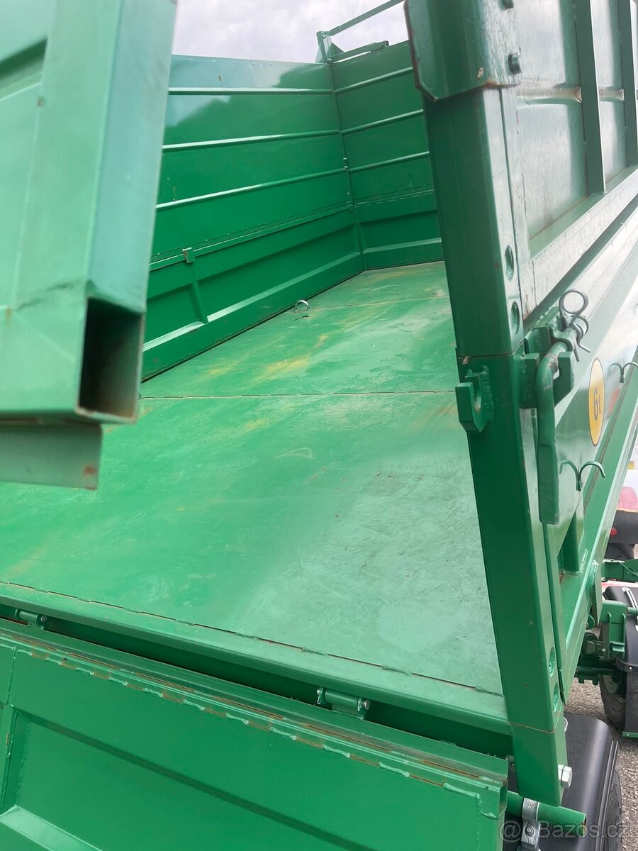 Traktorovy vlek,navěs, přívěs, (sklopení try strany) Belarus - 2