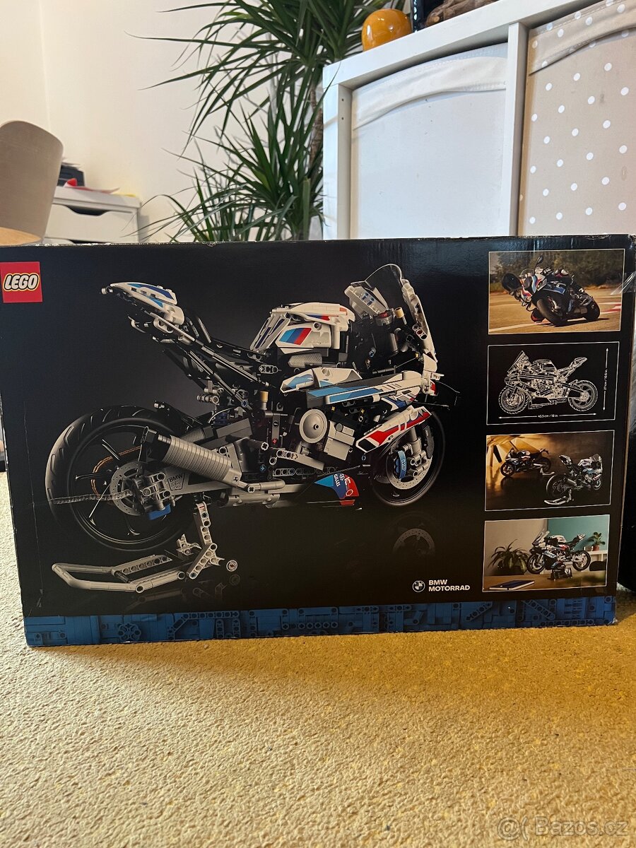 Lego Technic M 1000 RR - 2