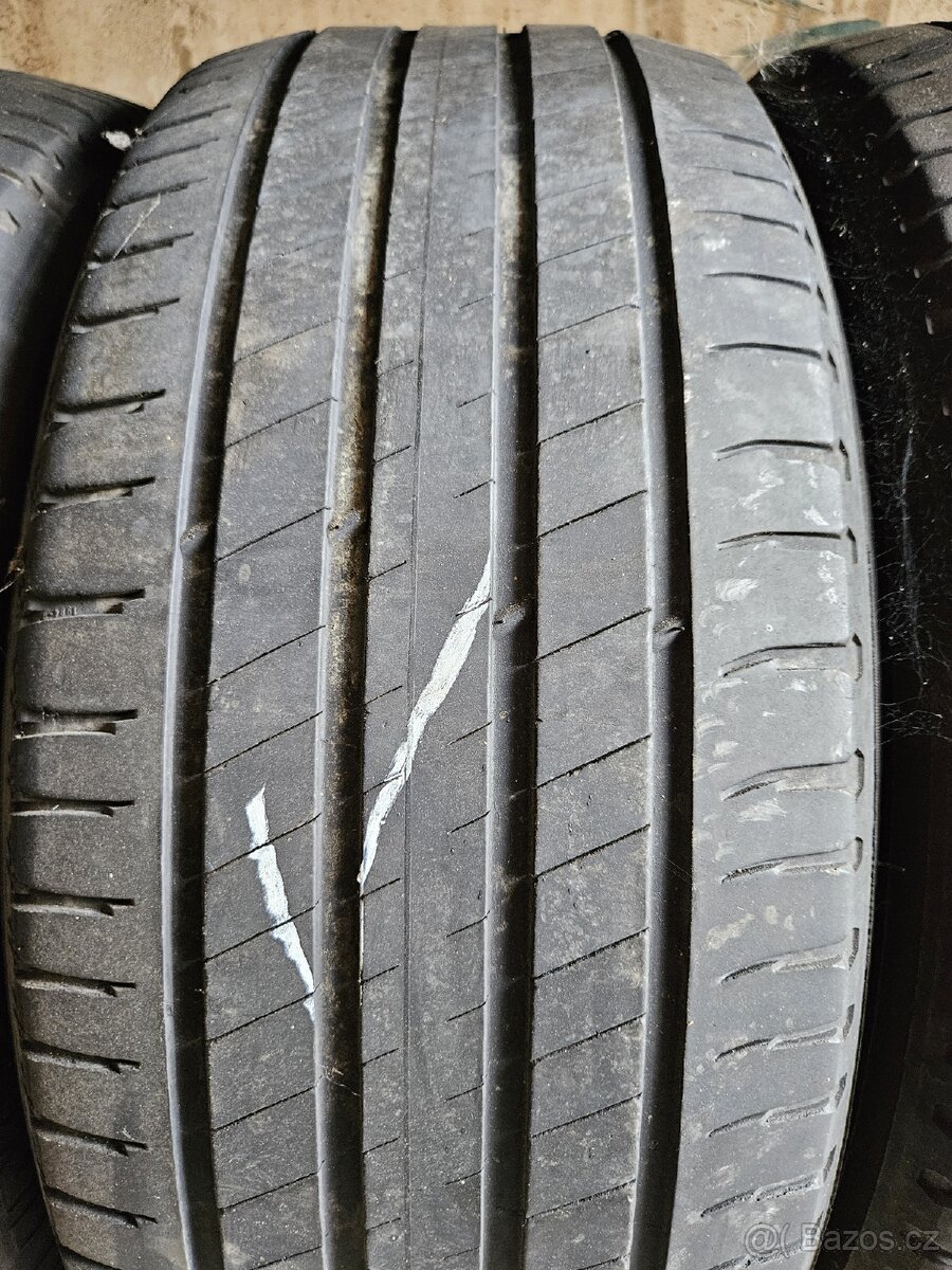 Letní pneu 235/55R18 Michelin - 2