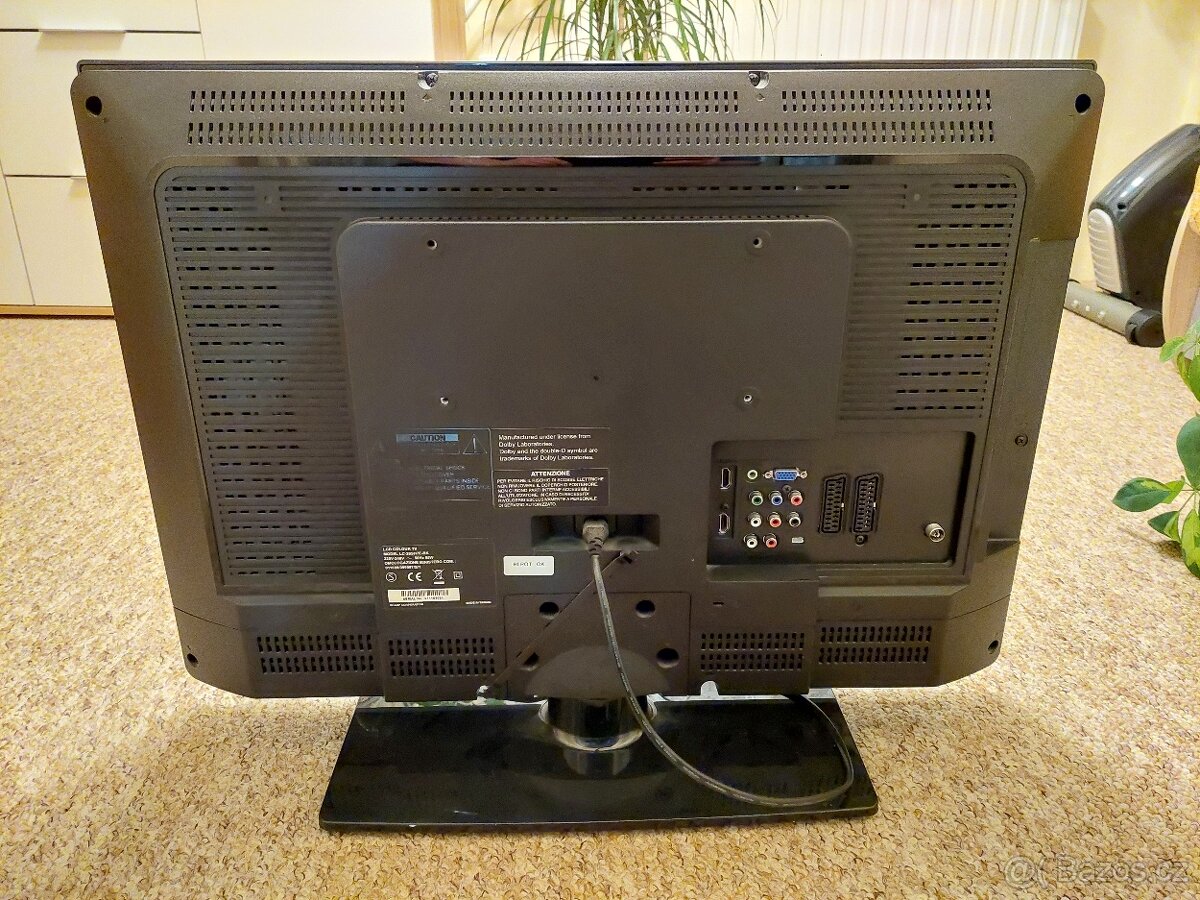 LCD televize Sharp LC-26SH7E-BK - úhlopříčka 65cm (26") - 2