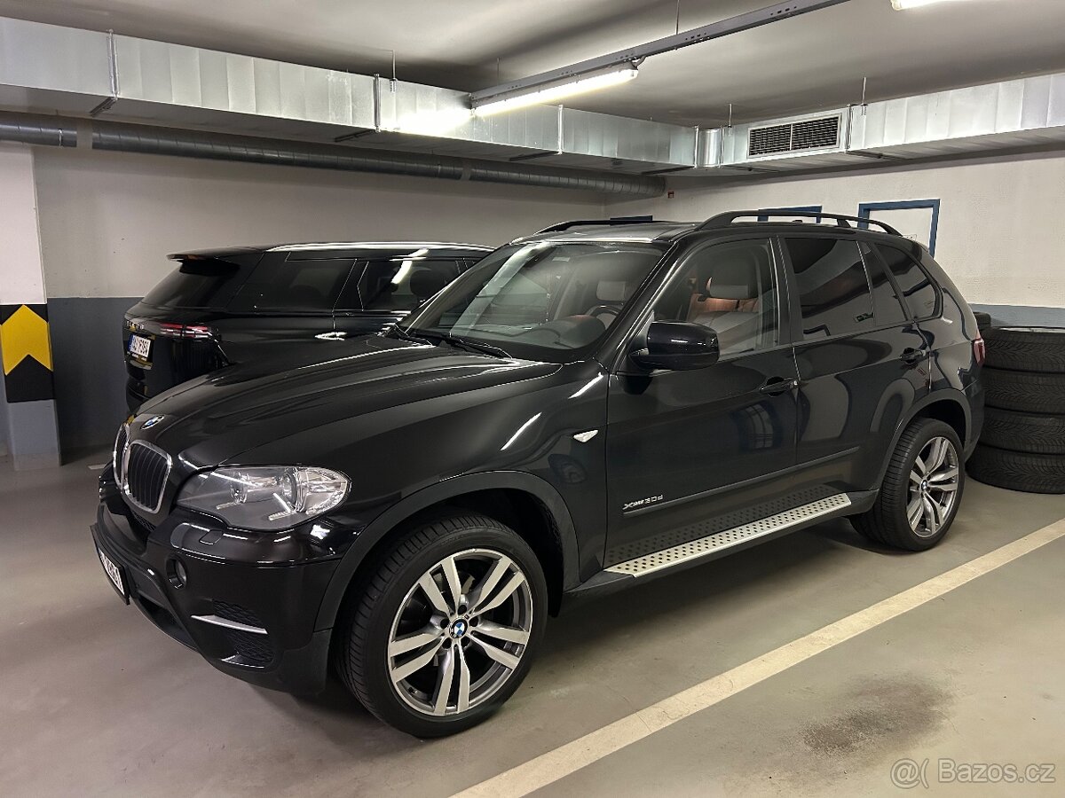 BMW X5 197 nájezd 2 sadu kol - 2