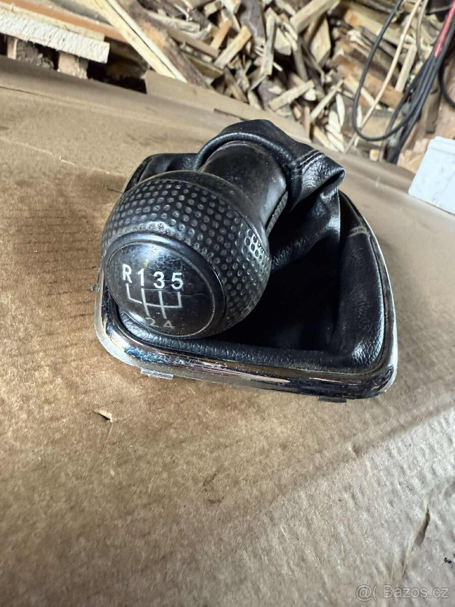 Hlavice řadící páky Golf 4 - 2