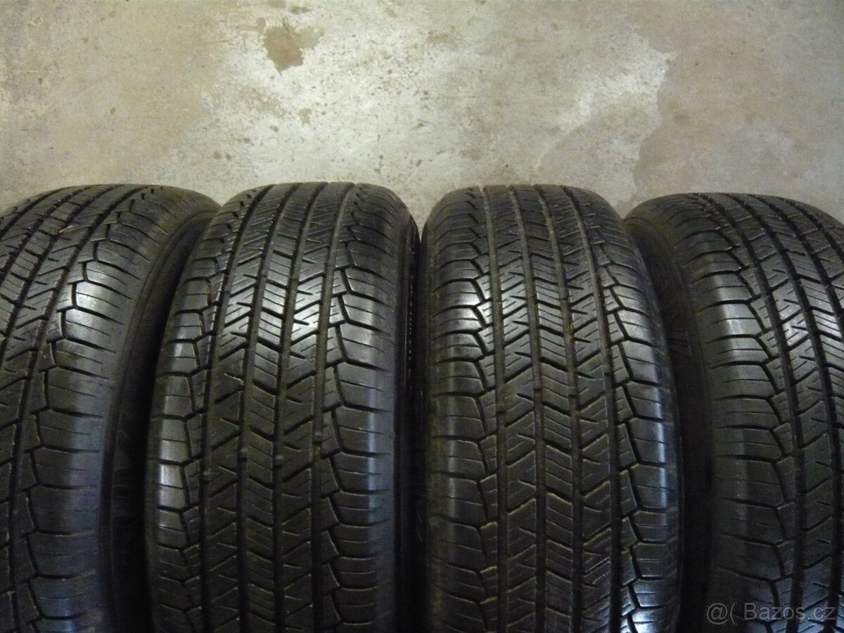 Pneu 215/65/16, 215-65-16, 215 65 16. - - 2