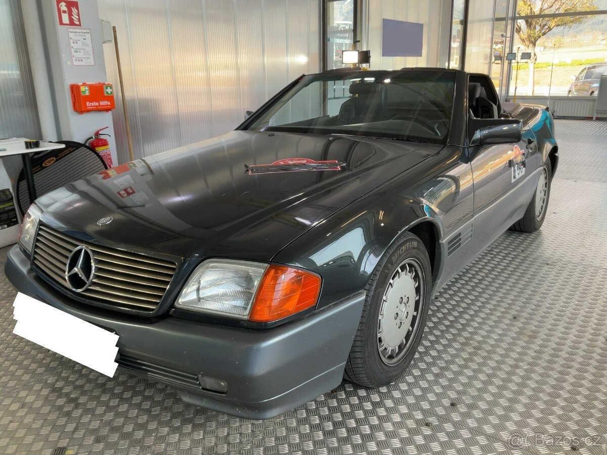 Mercedes-Benz SL 300 (žehlička) - 2