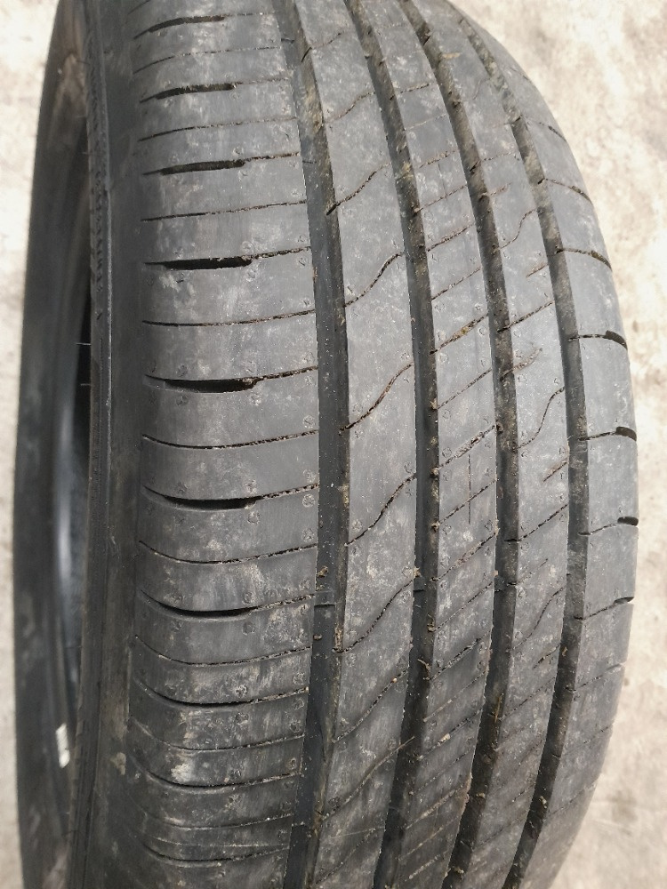 GOODYEAR EFFICIENTGRIP PERFORMANCE 2 - 2