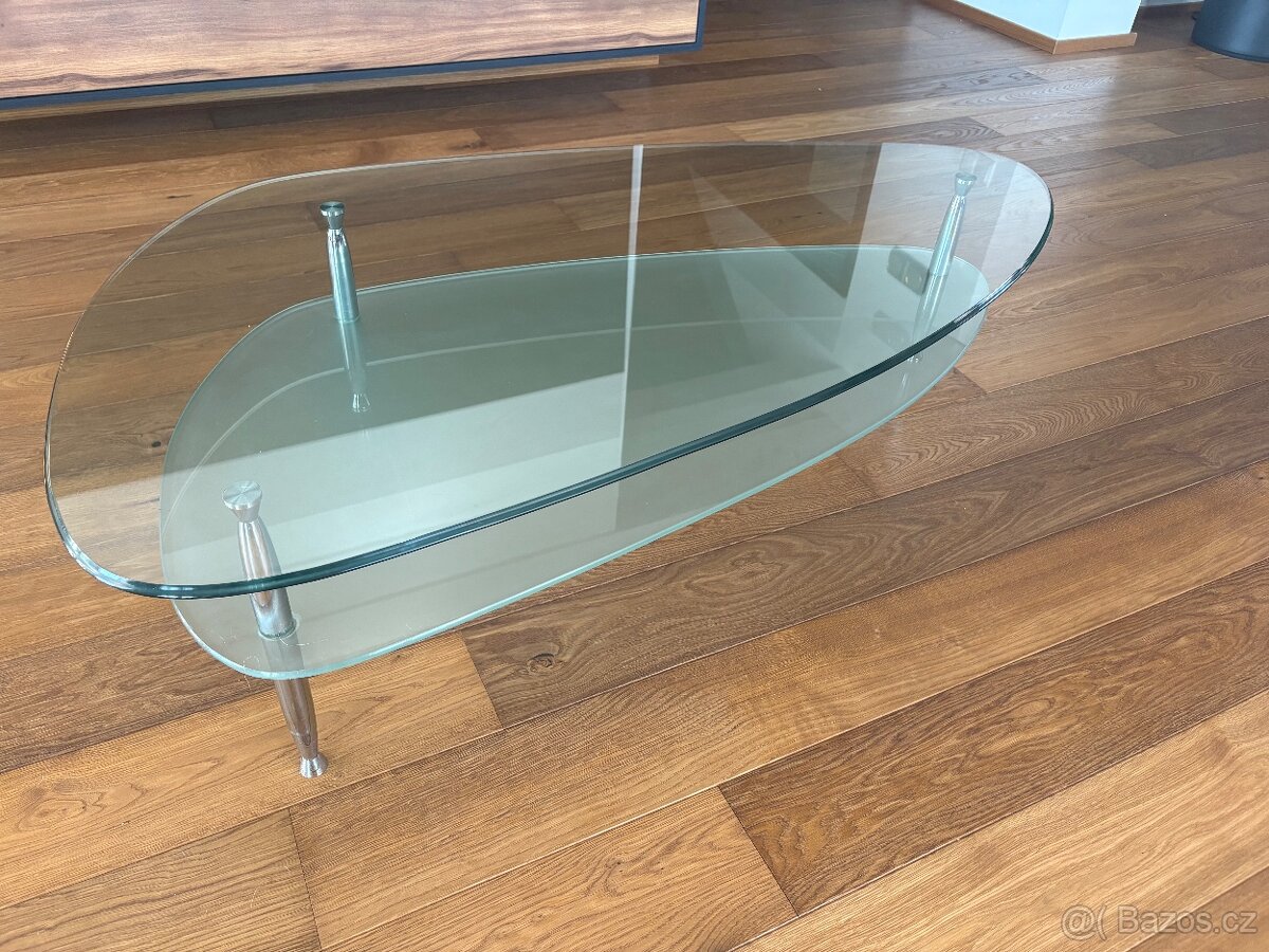 Kvalitní skleněný konferenční stůl - 2