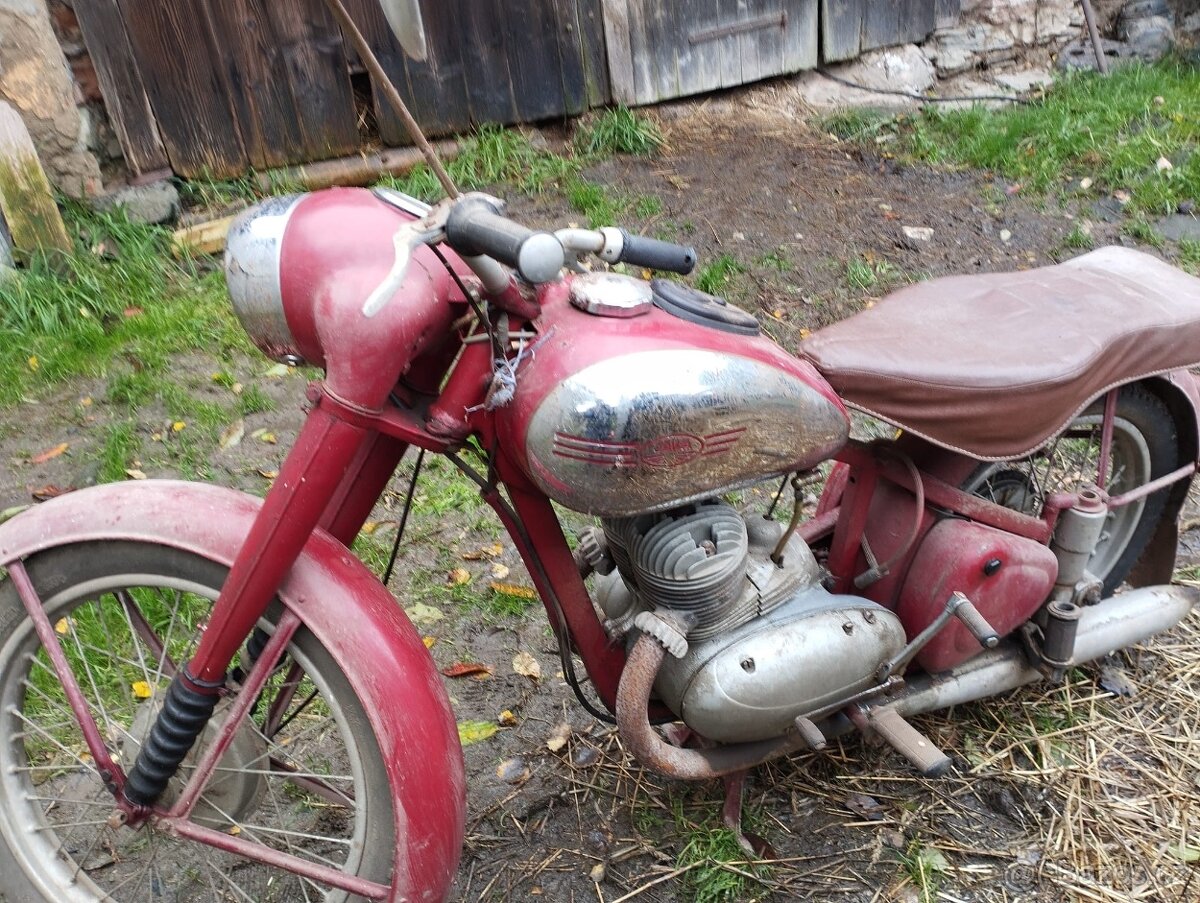 Jawa 350 pérák - 2