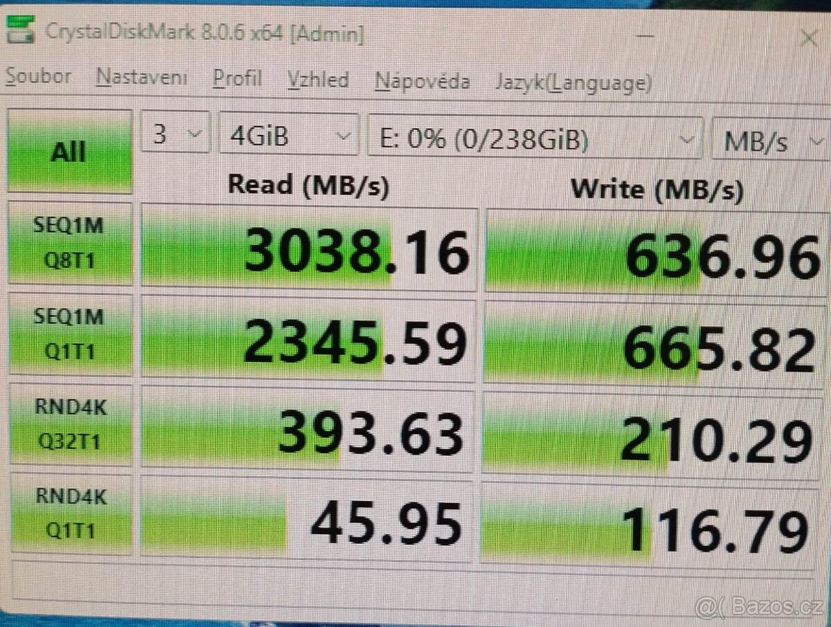 SSD NVMe M.2 v PCIe adaptéru - 2