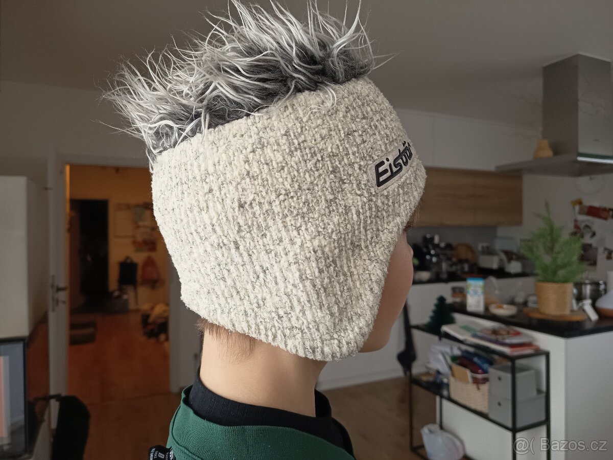 Dětská zimní čepice Eisbär s vlasy - 2