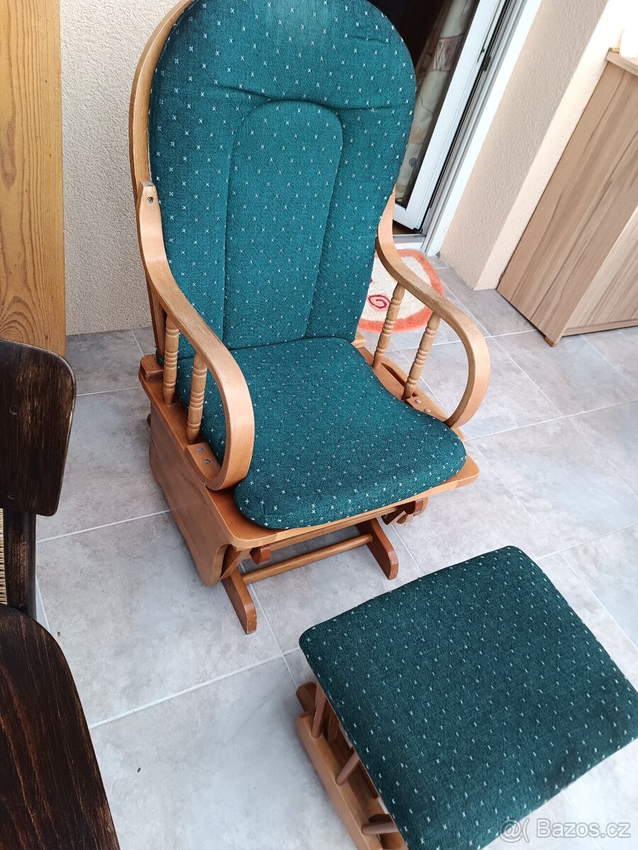 Houpací křeslo s houpací podnožkou - 2