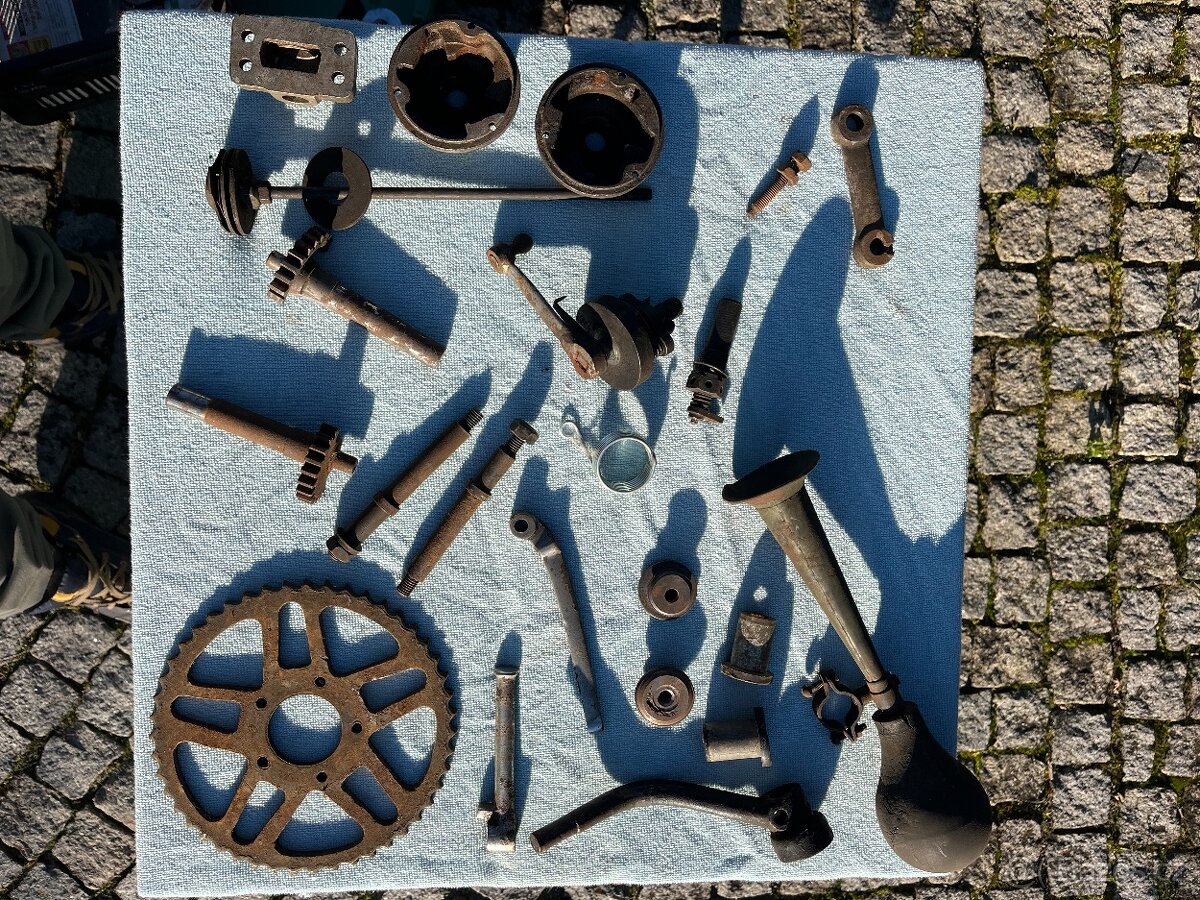 Prodám ČZ 175 předválečná díly - 2