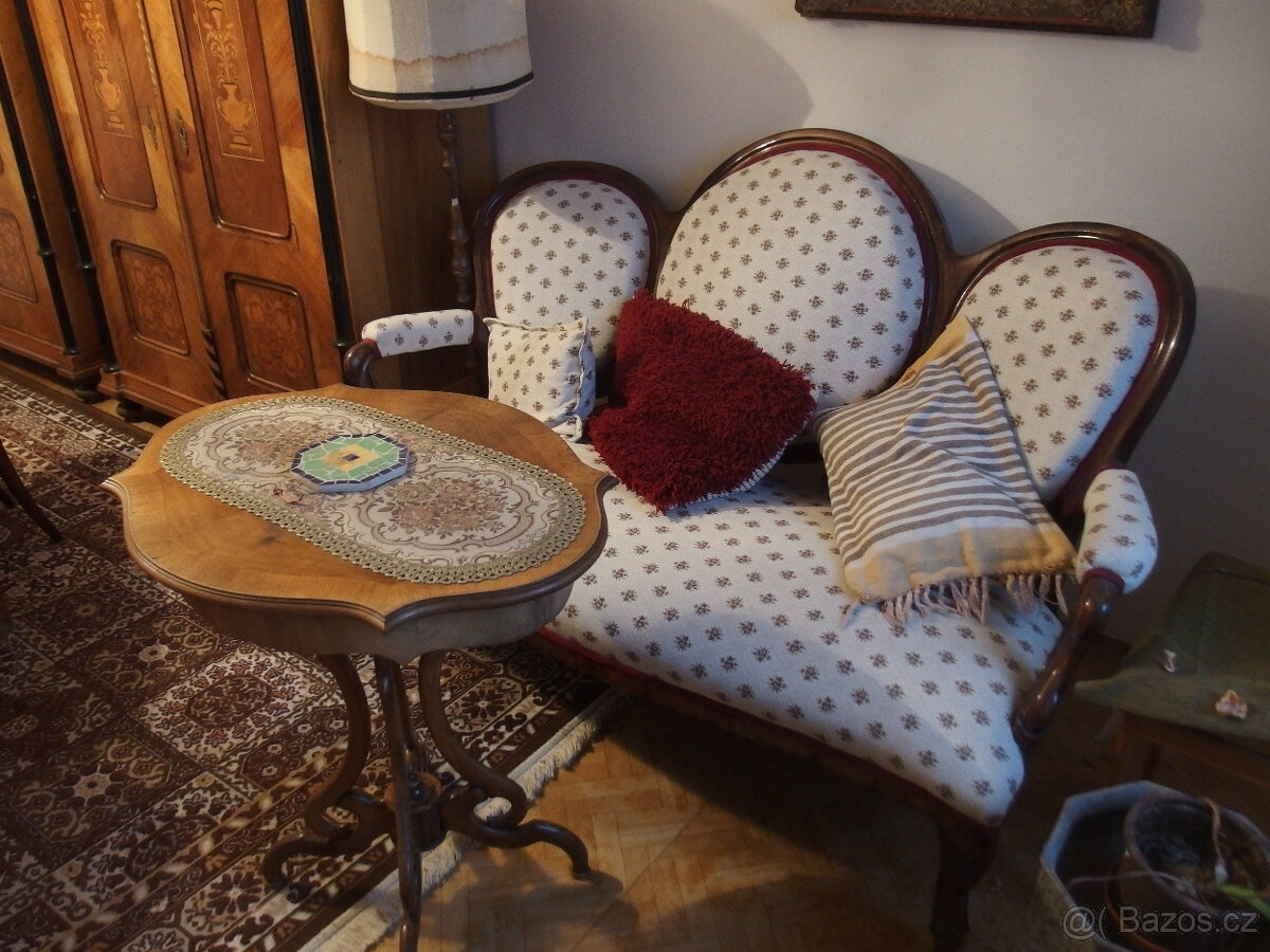 Prodám v Brně starožitný nábytek Alt Deutsch - 2