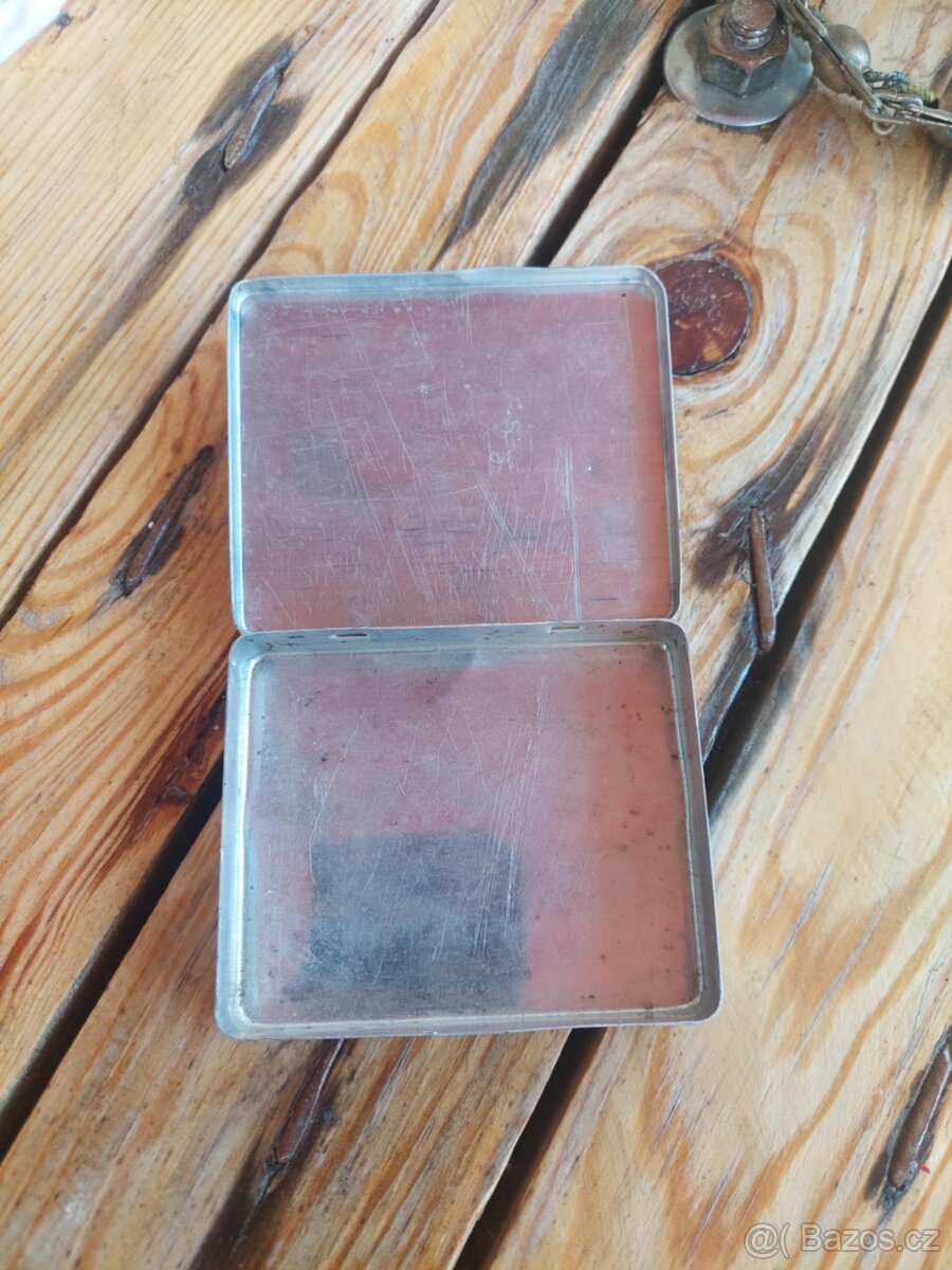 Plechová krabička na cigarety Klub - 2