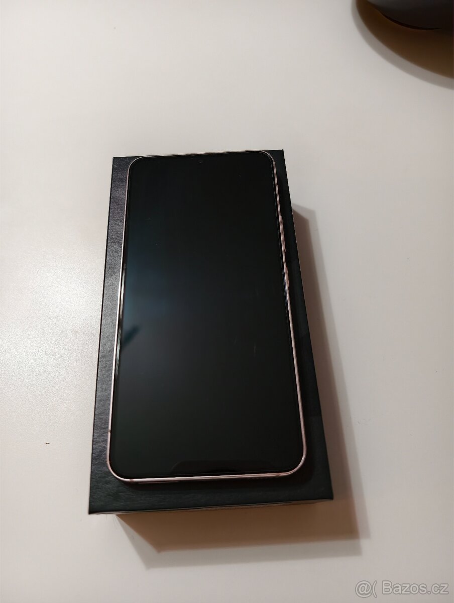 Samsung Galaxy S22 256GB - 2