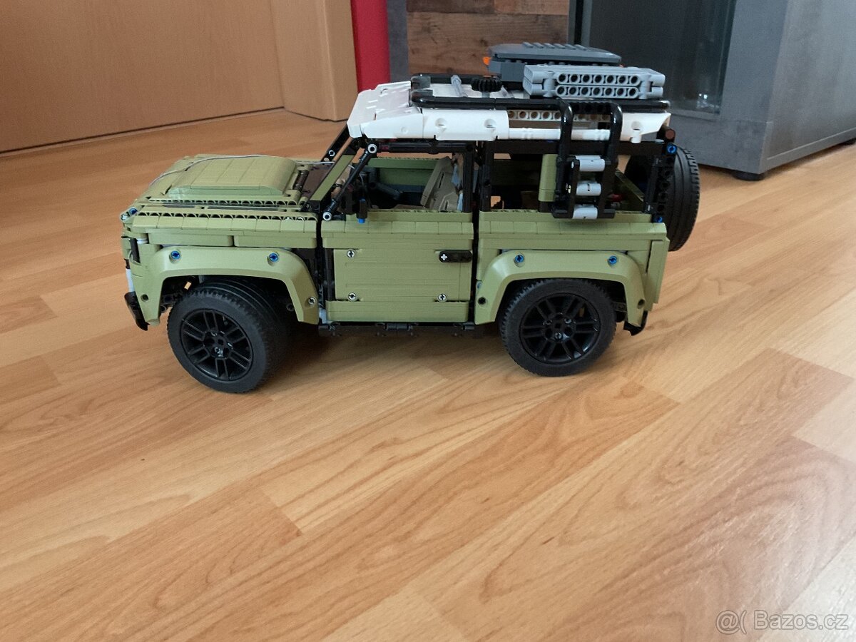 Lego Land Rover Defender - 2