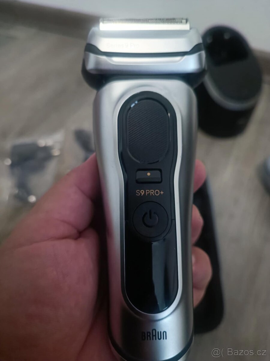 BRAUN Series 9 Pro+ s PowerCase a čistící stanicí - 2
