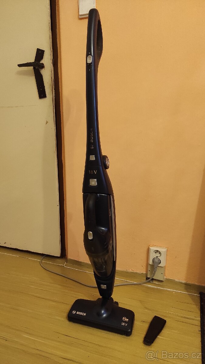 Tyčový vysavač Bosch - 2
