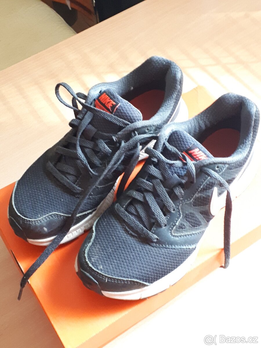 Tenisky Nike vel. 35,5 - 2
