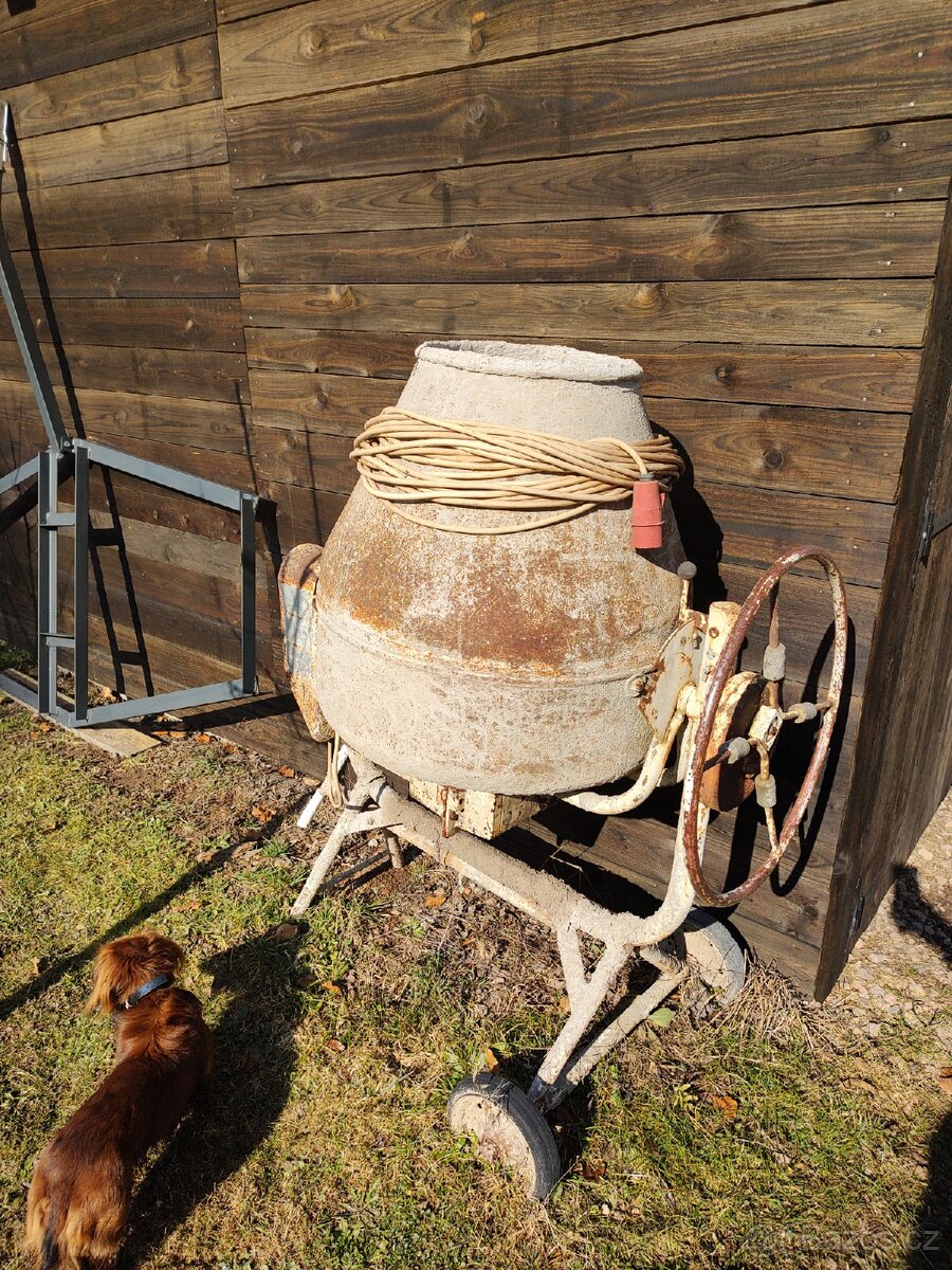 Stavební míchačka - 2