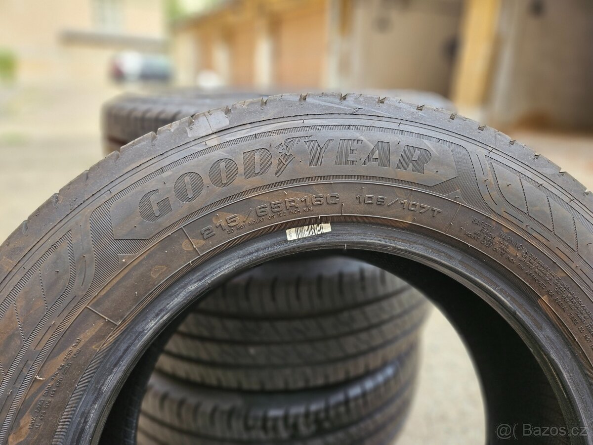 215/65R16C 109/107T GOOD YEAR - 2