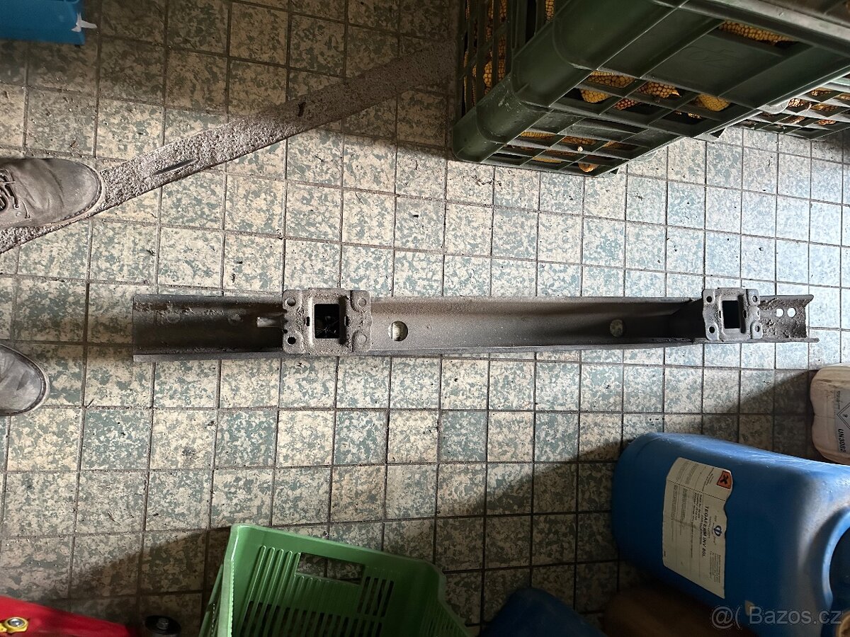 Vyztuha narazniku transporter t5 - 2