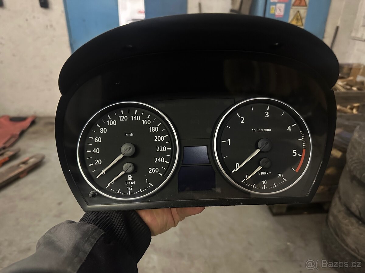 Bmw e90/91 budiky velke - 2