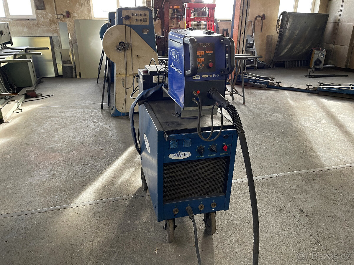 Svařovací zdroj - 2