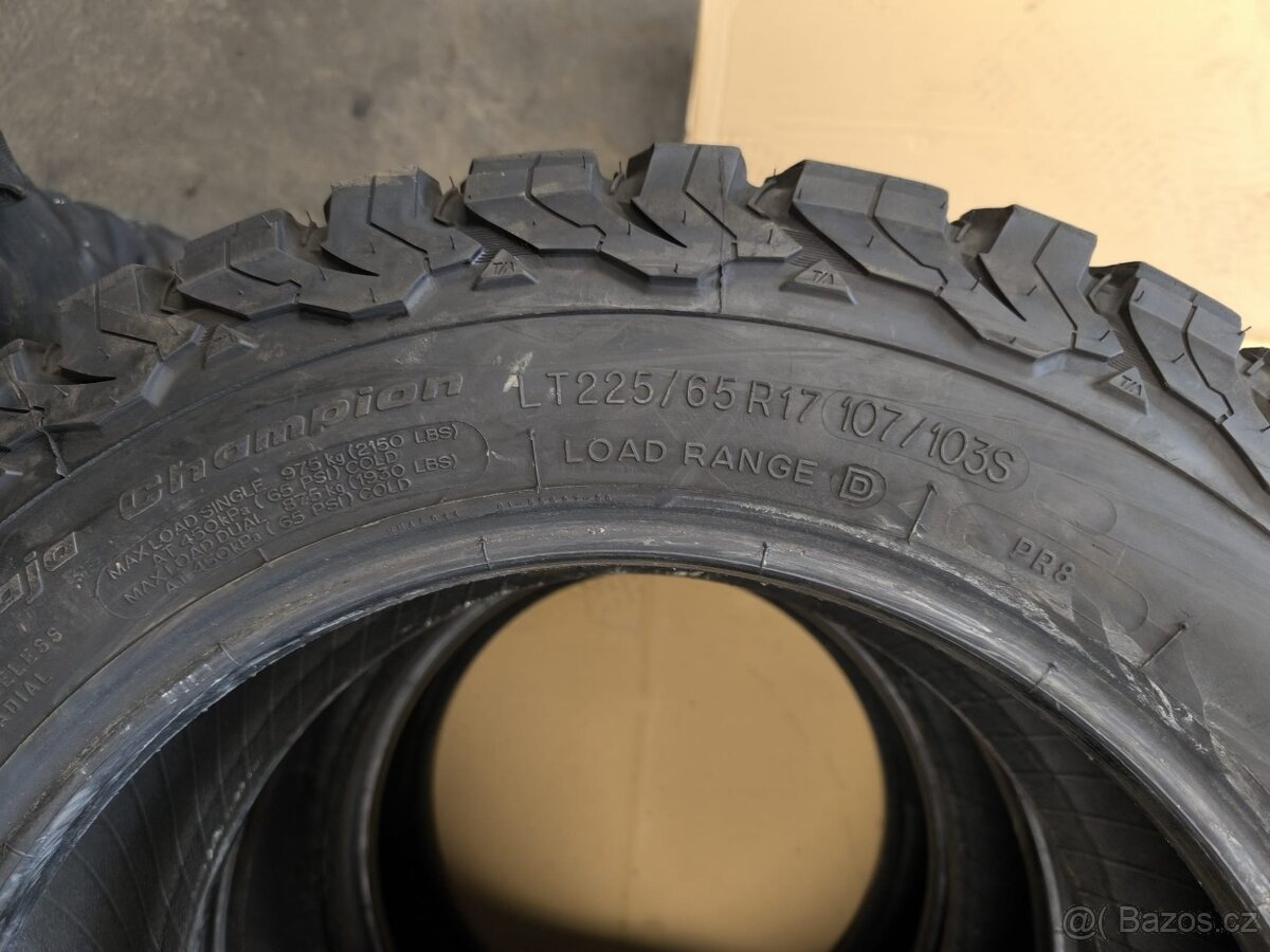 225/65 R17 BFGOODRICH