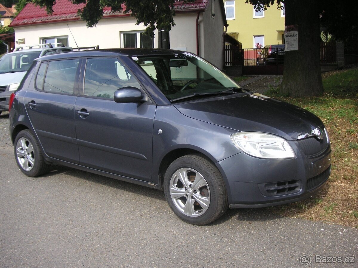 Škoda Fabia II 1.4i 16V 63kw - Serviska - 2