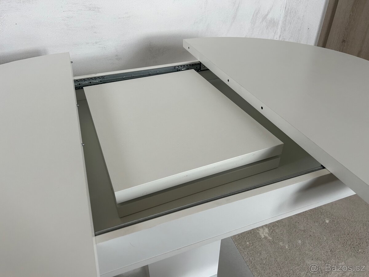 Kulatý rozkládací jídelní stůl – bílý, průměr 104 cm - 2