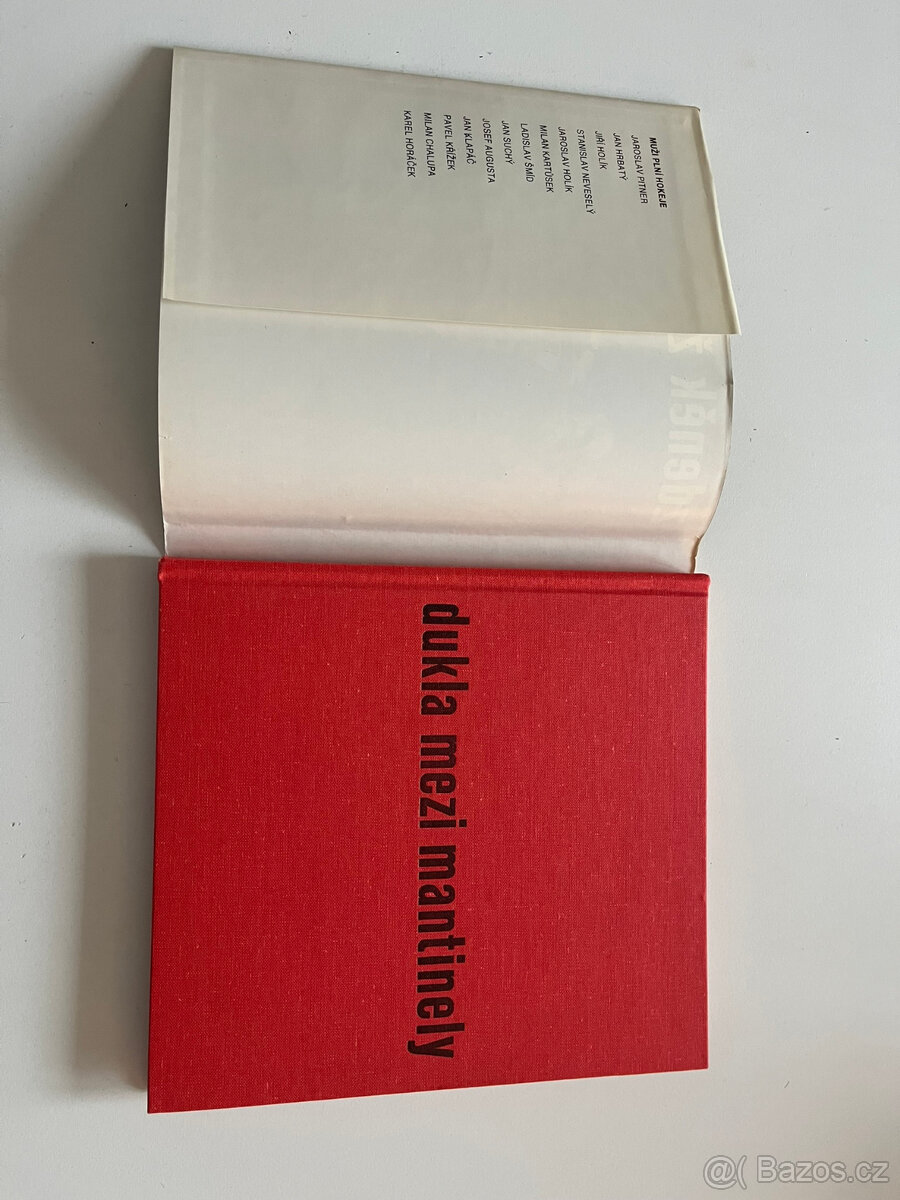 Dukla mezi mantinely - 2