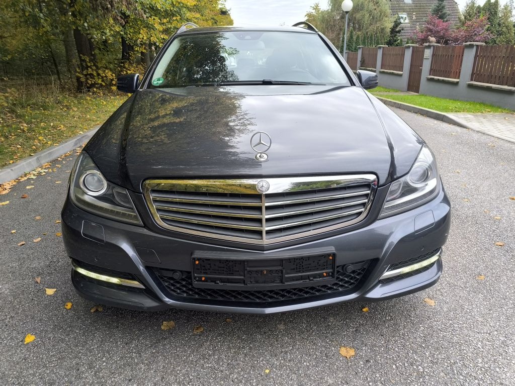 Mercedes-Benz Třídy C200, 2.2 CDi ,Xenon,navi - 2