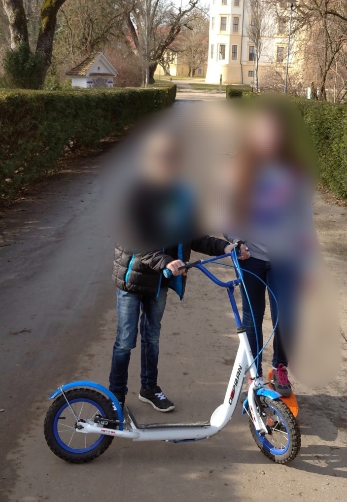 DĚTSKÁ KOLOBĚŽKA OLPRAN - 2