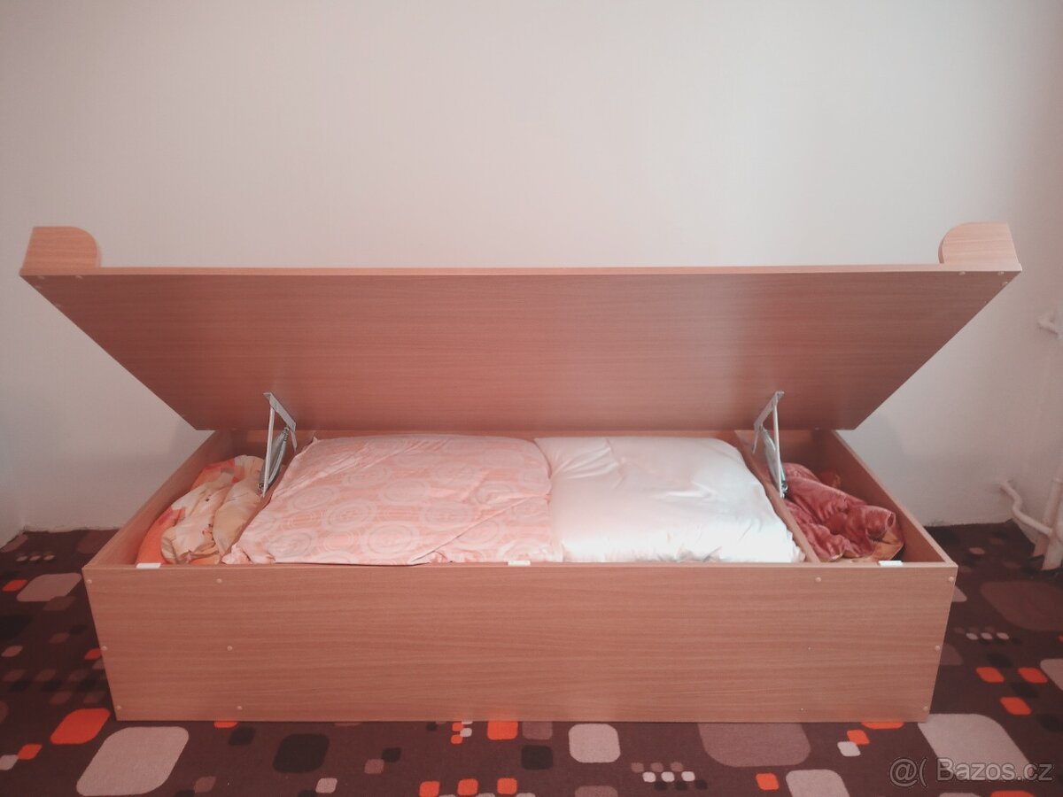 Válenda/postel s úložným prostorem - 2
