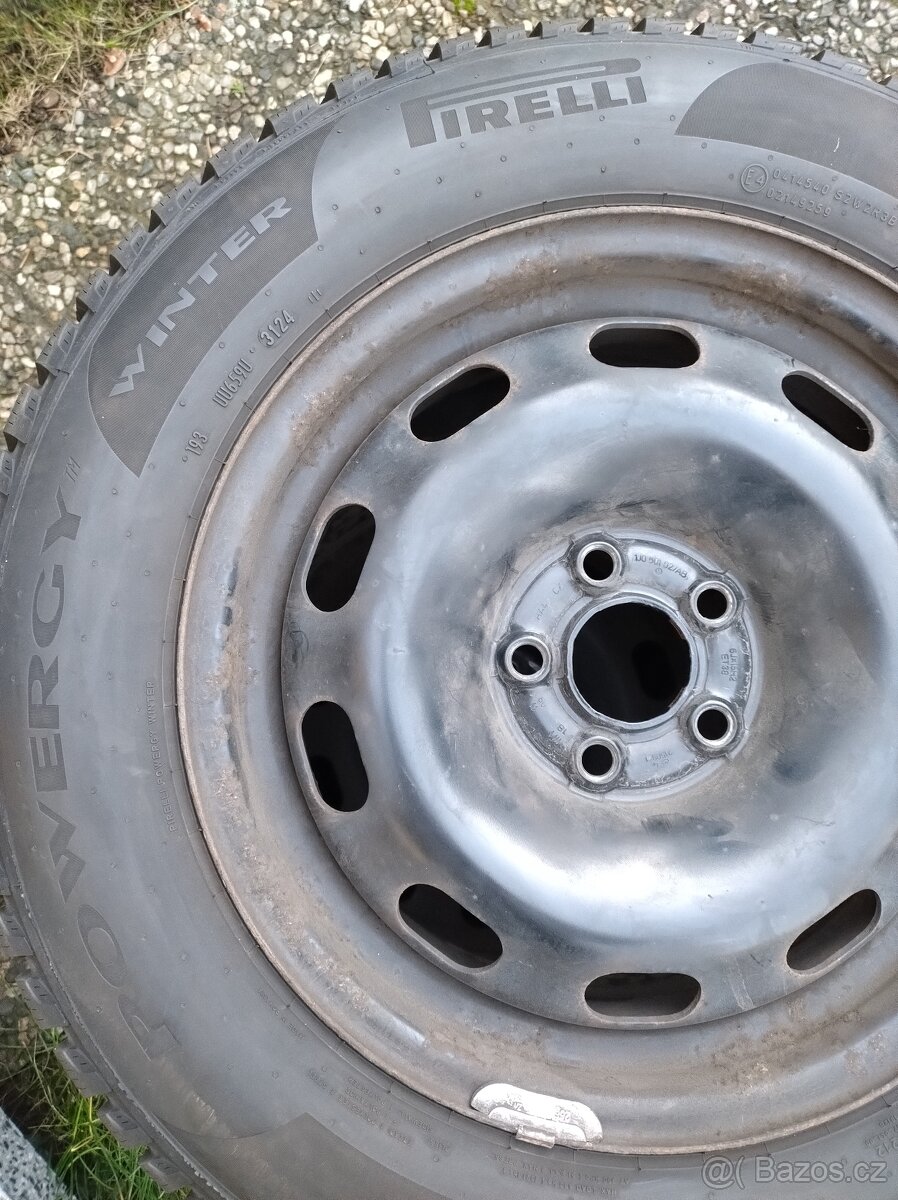 Zimní pneu PIRELLI 195/65 R15 na ráfku 5x100 - 2