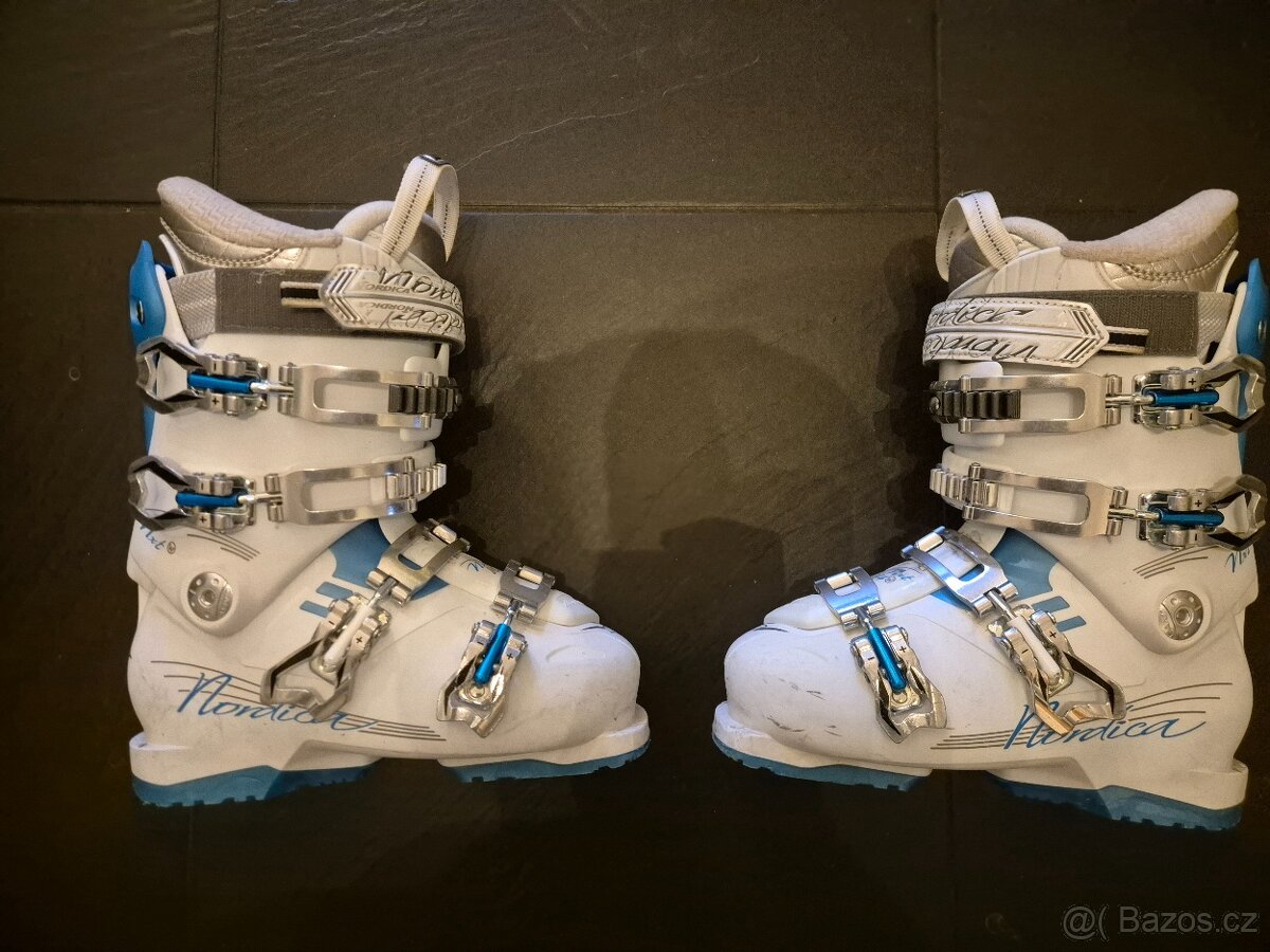 Nordica NXT N4 W white-light blue - 2