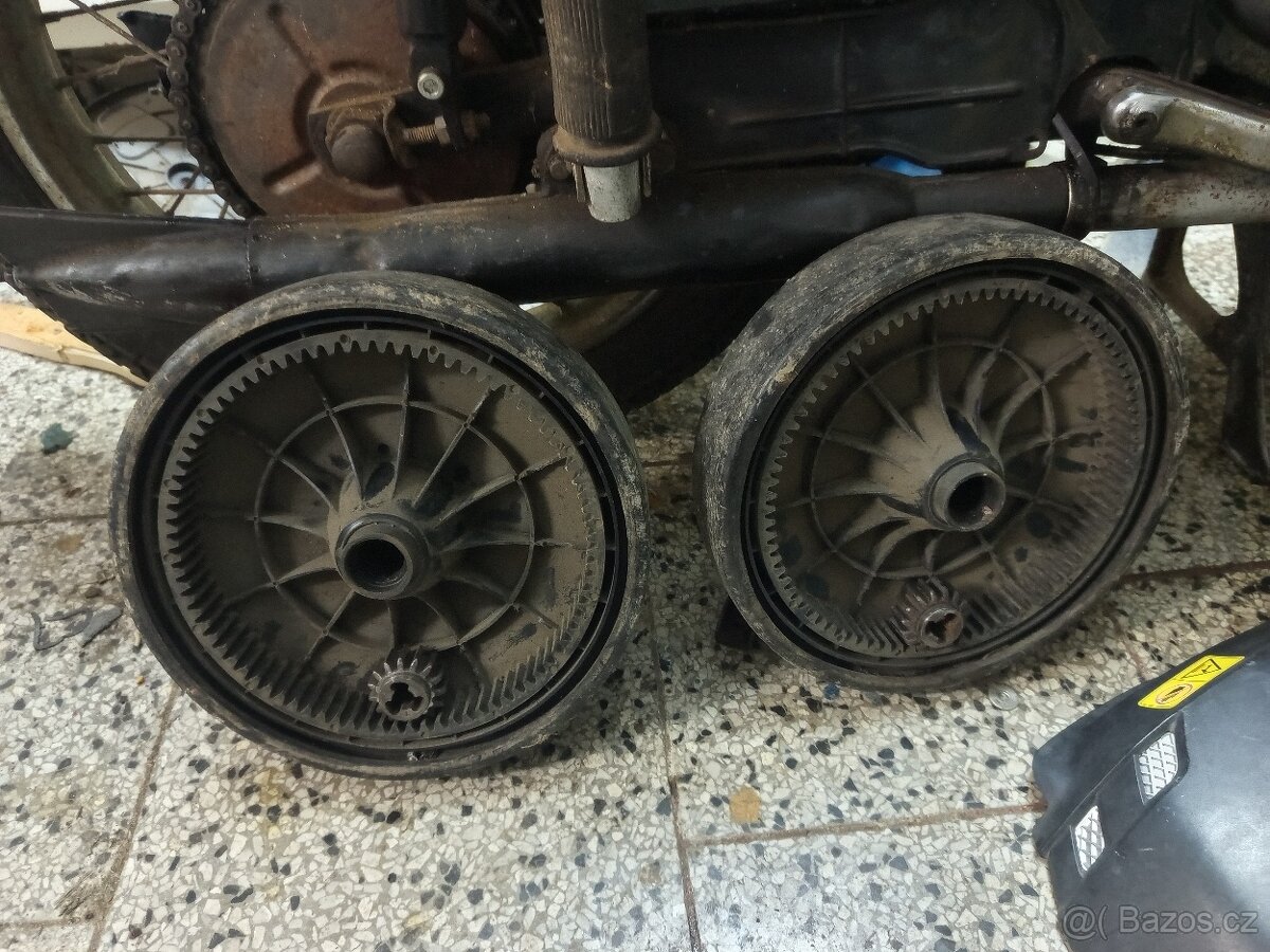 Kola pro sekačku - 2