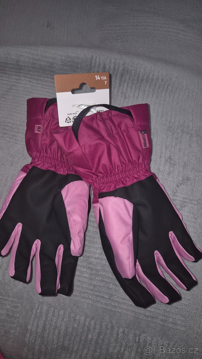 Nové rukavice z Deathlonu - 2