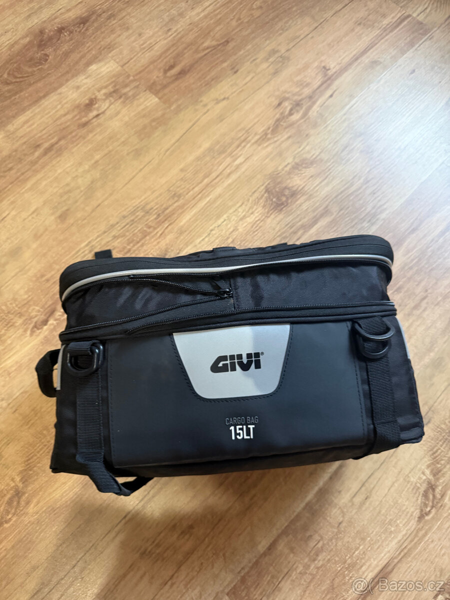 VODOTĚSNÁ TAŠKA GIVI - 2
