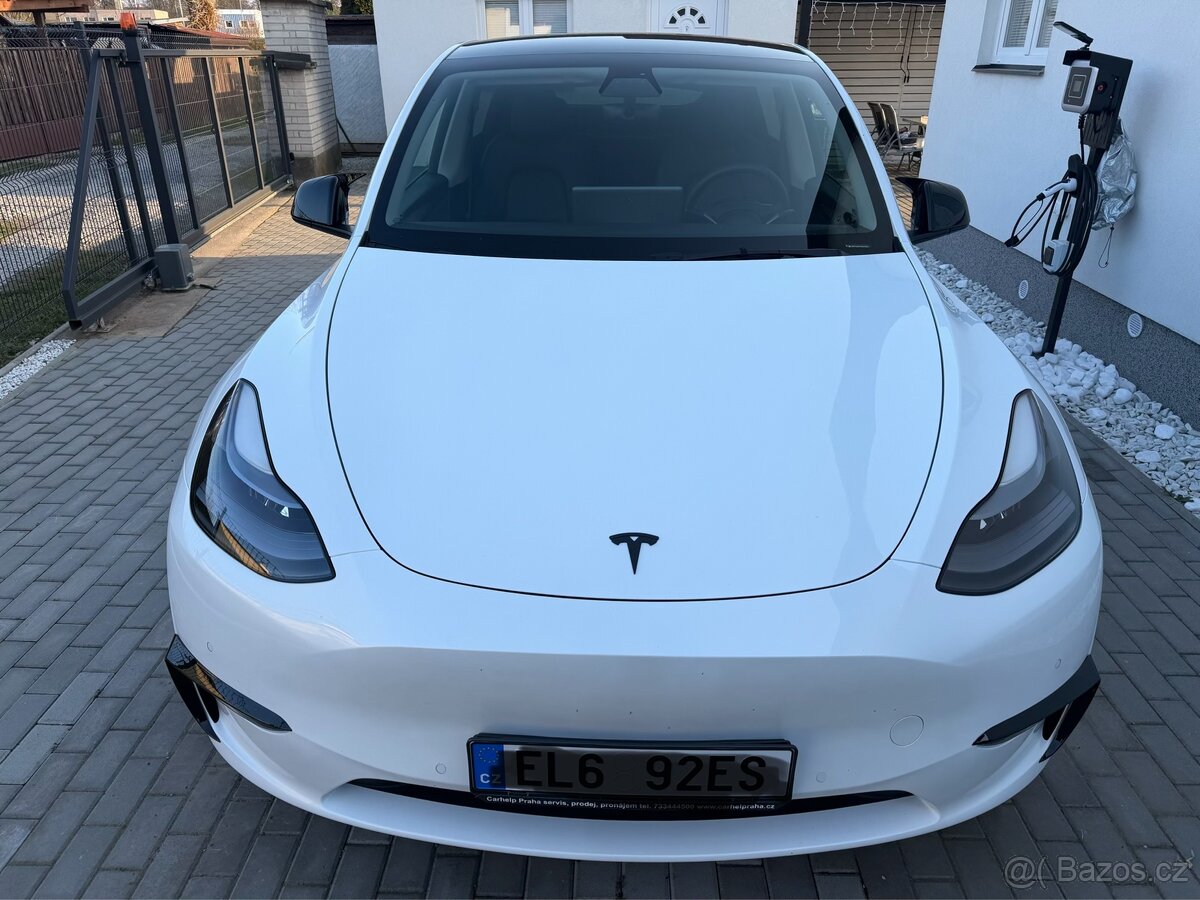 Tesla model Y kryty zrcátek - 2