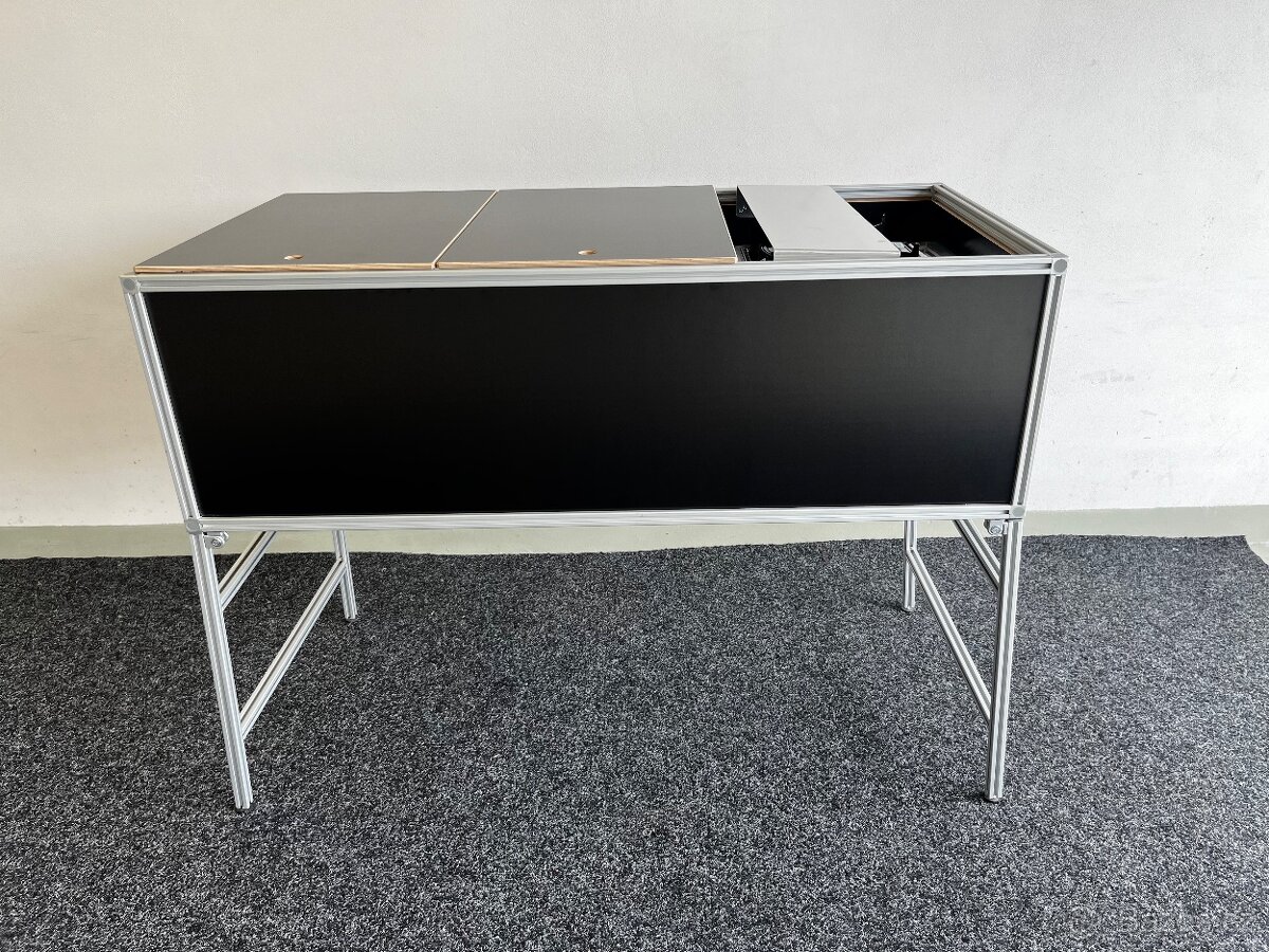 Campingová kuchyňka - 2