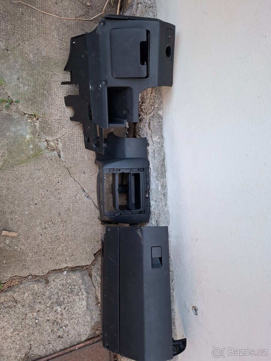 Škoda Fabia 1 díly - 2