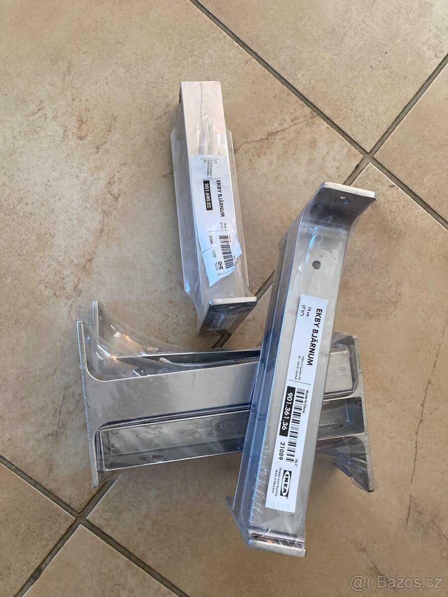 Konzole IKEA - 2