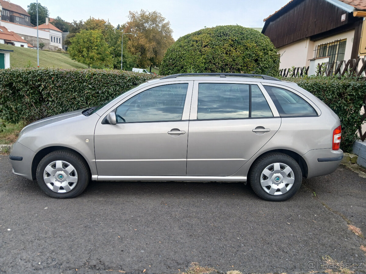 Škoda Fabia Com 1.4i Jen 96.000 Km KLIMA - 2