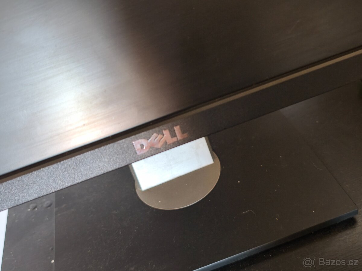 Monitor 24" Dell UltraSharp U2410 – Nálezový stav - 2