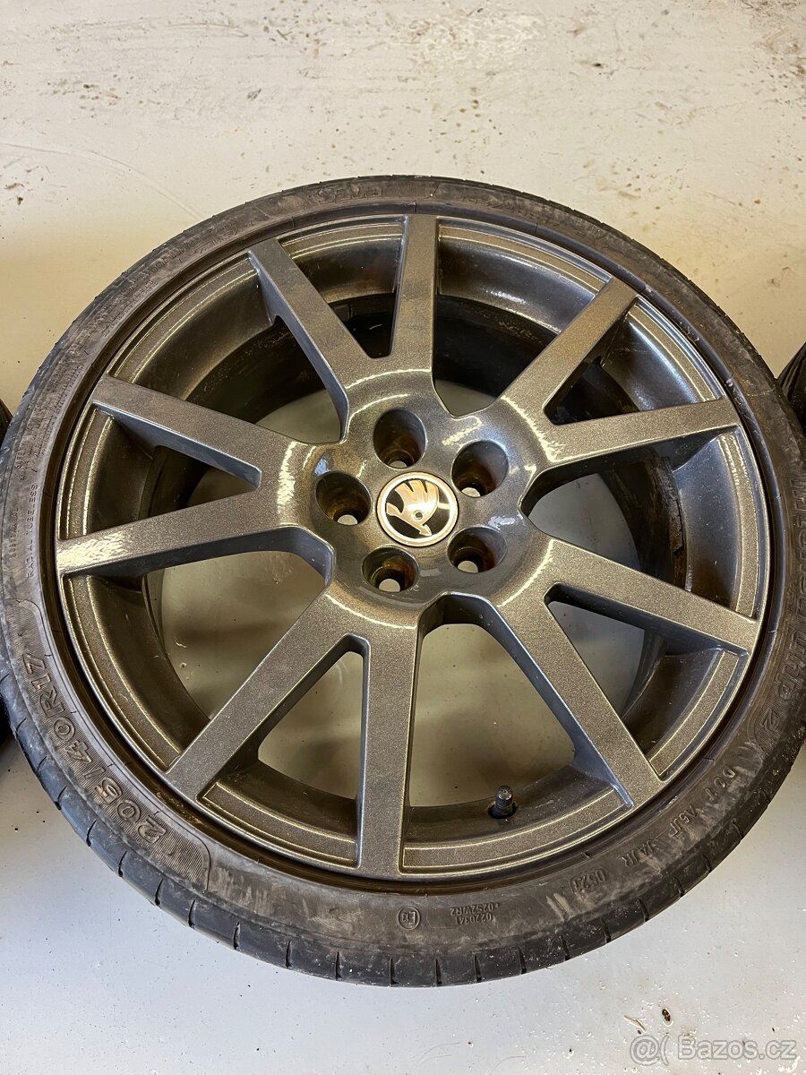 Alu kola Spider r17 - 2