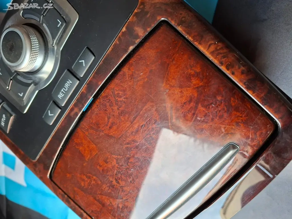 Středová konzole Audi A6C6 4f - 2