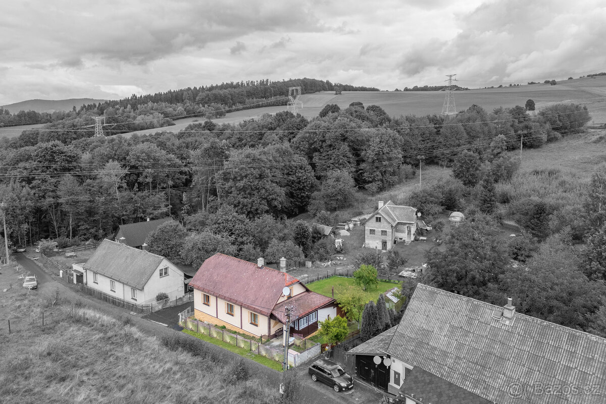 Prodej, rodinný dům, 4+1 s garáží, 590 m2, Tvrdkov - 2