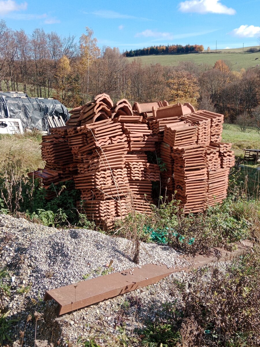 Prodám střešní tašky - 2