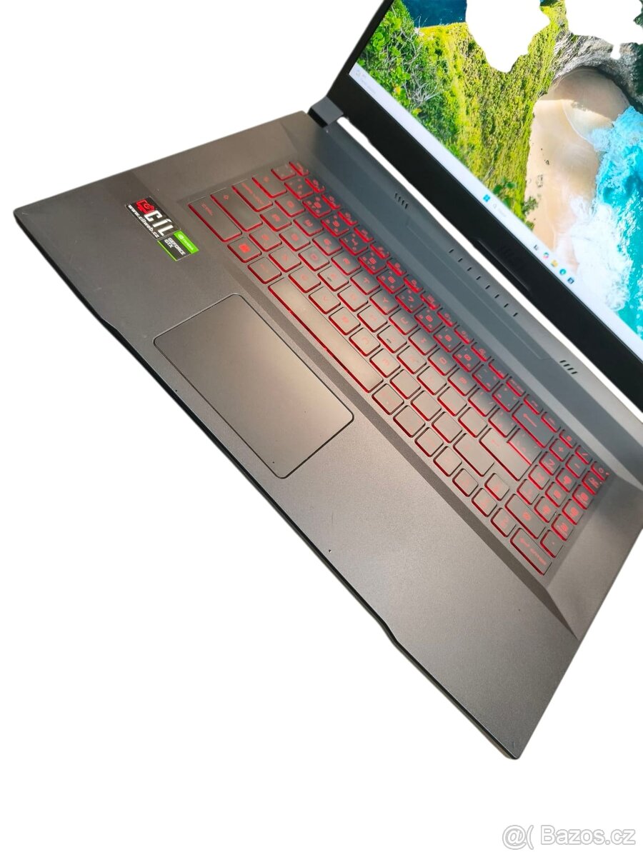 MSI Katana GF76 ( 12 měsíců záruka+Faktura ) - 2
